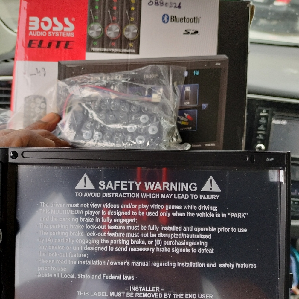 Boss radio brand new with radio..